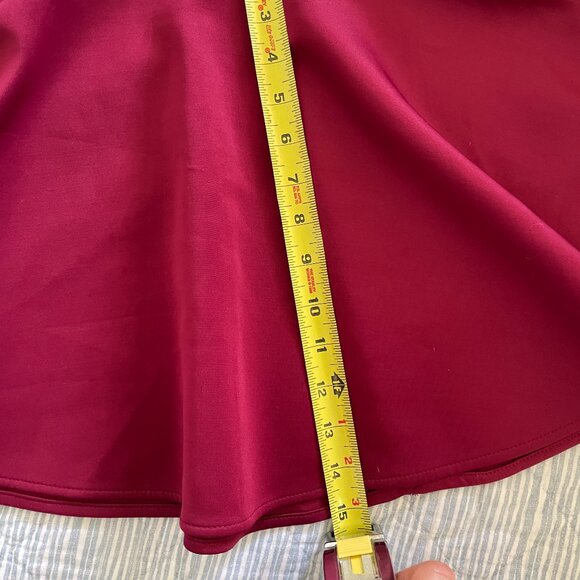 Raspberry Red Jayvee Circle/Skater Skirt (size unknown, probably fits XS-S) - Picture 4 of 7
